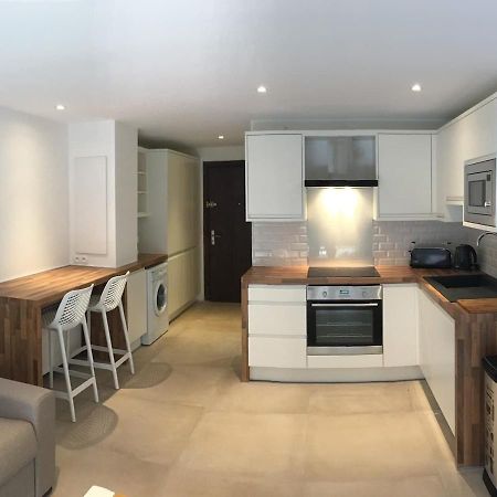 Tres Beau Studio Avec Terrasse, Situe A 100M Des Plages De Juans Les Pins Antibes Zewnętrze zdjęcie